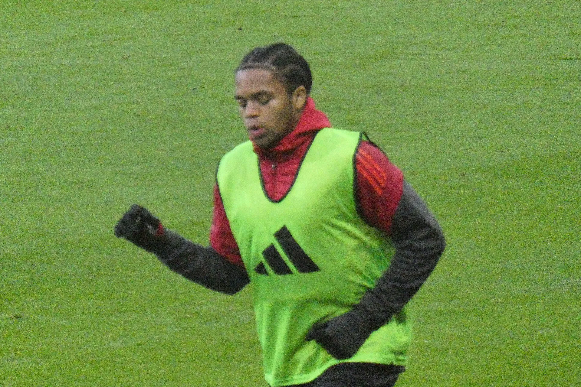 Rio Ngumoha on the ball for Liverpool